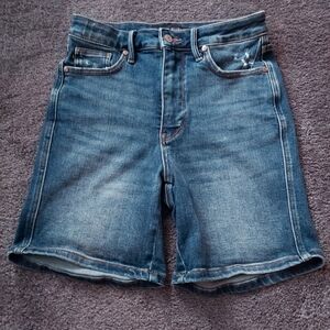Judy Blue Distressed Blue Jean Shorts Size Medium